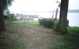 Angeln vom Platz am Wasser oder mit dem Boot